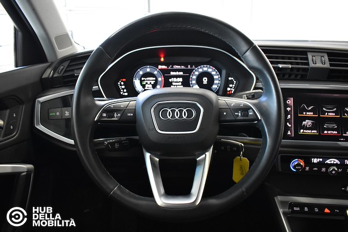AUDI Q3 SPB 35 TDI S tronic Business Plus